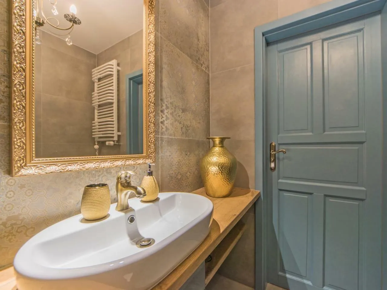 Apartament Starogdanski 20